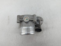 2014-2017 Volkswagen Passat Throttle Body P/N:06K 133 062 D 06K 133 062 E Fits Fits 2014 2015 2016 2017 OEM Used Auto Parts 