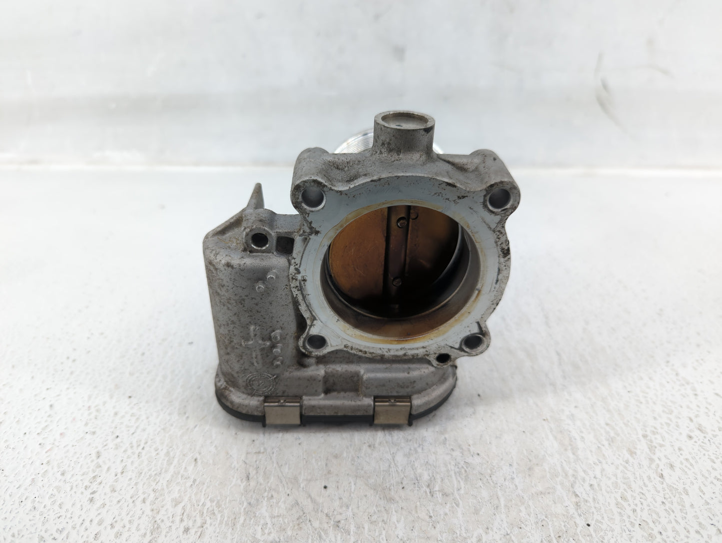 2014-2017 Volkswagen Passat Throttle Body P/N:06K 133 062 D Fits Fits 2014 2015 2016 2017 OEM Used Auto Parts - Oemusedautop
