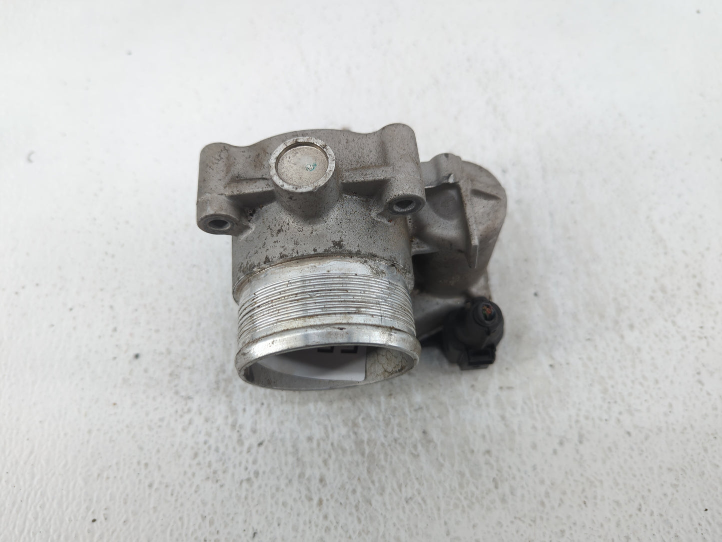 2014-2017 Volkswagen Passat Throttle Body P/N:06K 133 062 D Fits Fits 2014 2015 2016 2017 OEM Used Auto Parts - Oemusedautop
