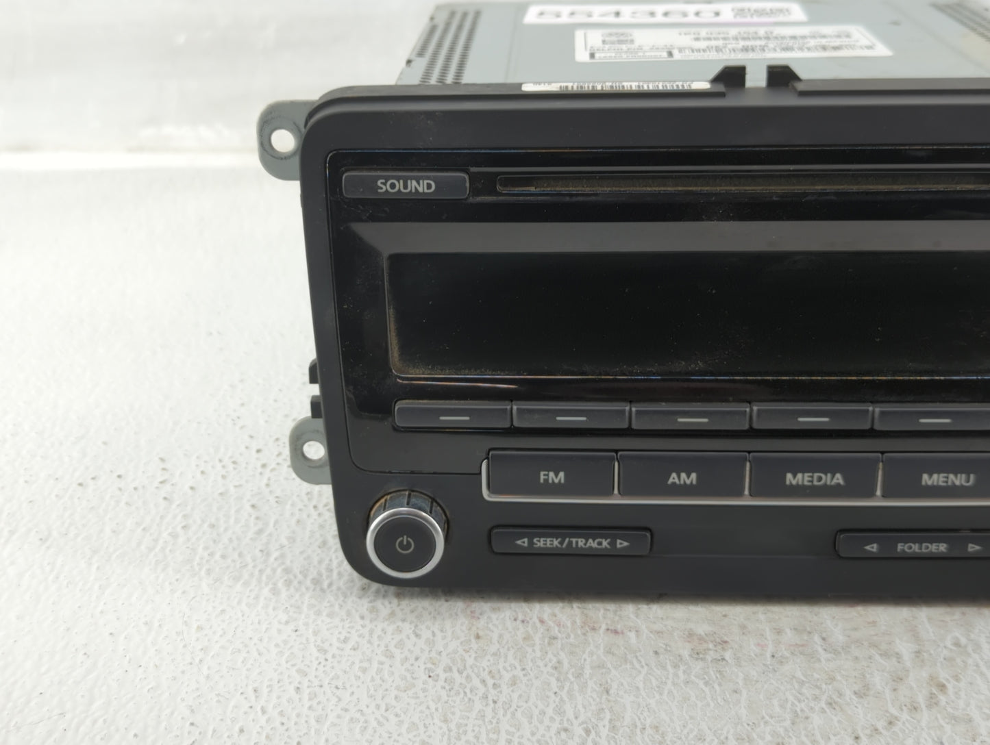 2012-2015 Volkswagen Passat Am Fm Cd Player Radio Receiver - Oemusedautoparts1.com