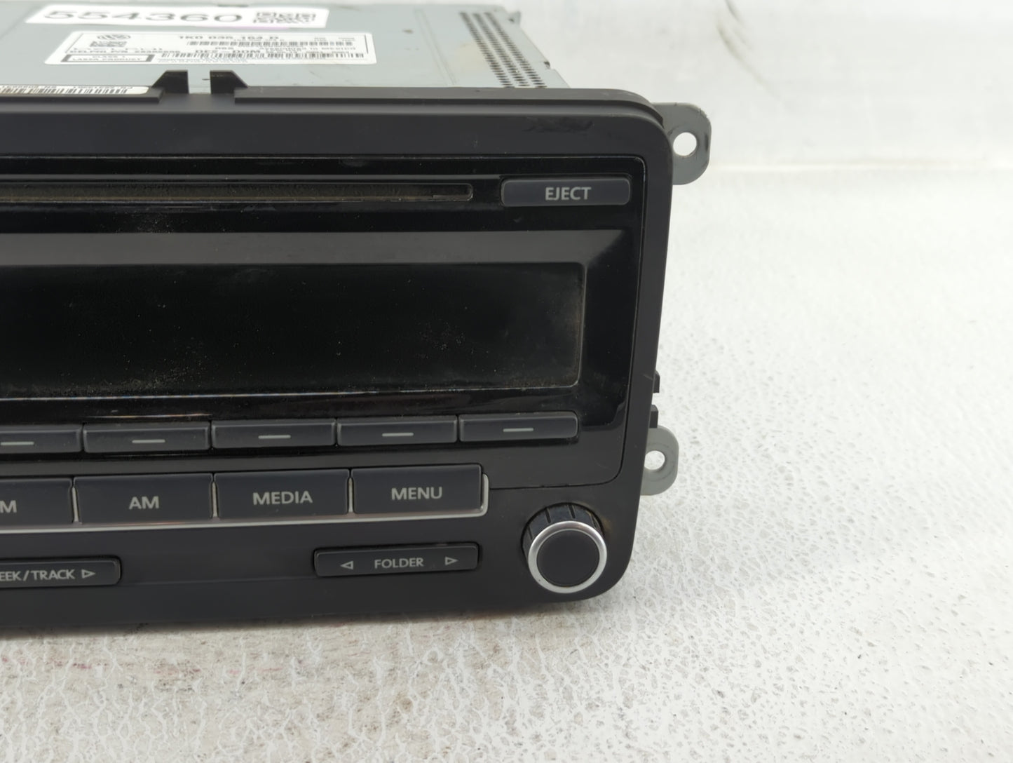2012-2015 Volkswagen Passat Am Fm Cd Player Radio Receiver - Oemusedautoparts1.com