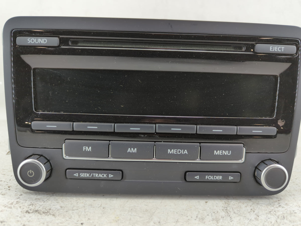 2012-2015 Volkswagen Passat Am Fm Cd Player Radio Receiver 554454 - Oemusedautoparts1.com