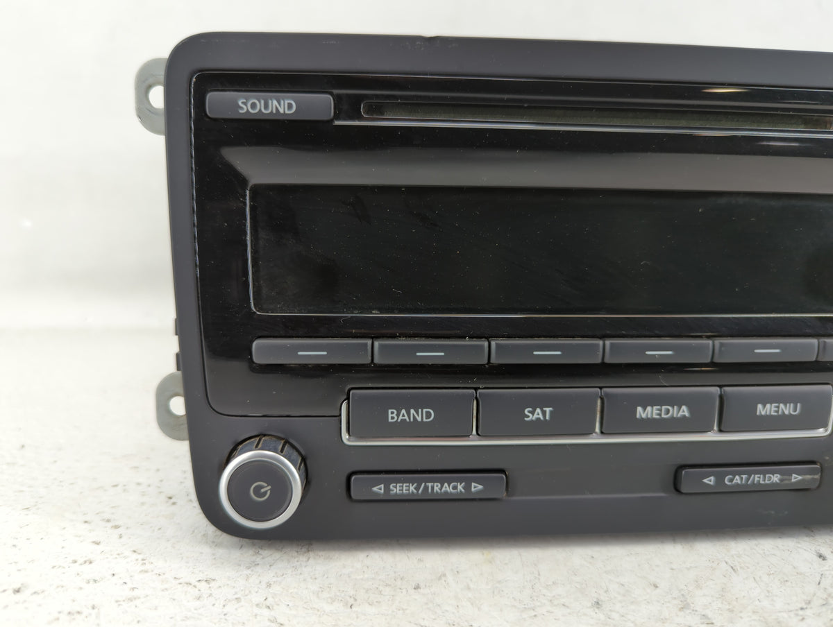 2012-2015 Volkswagen Passat Am Fm Cd Player Radio Receiver 554661 - Oemusedautoparts1.com