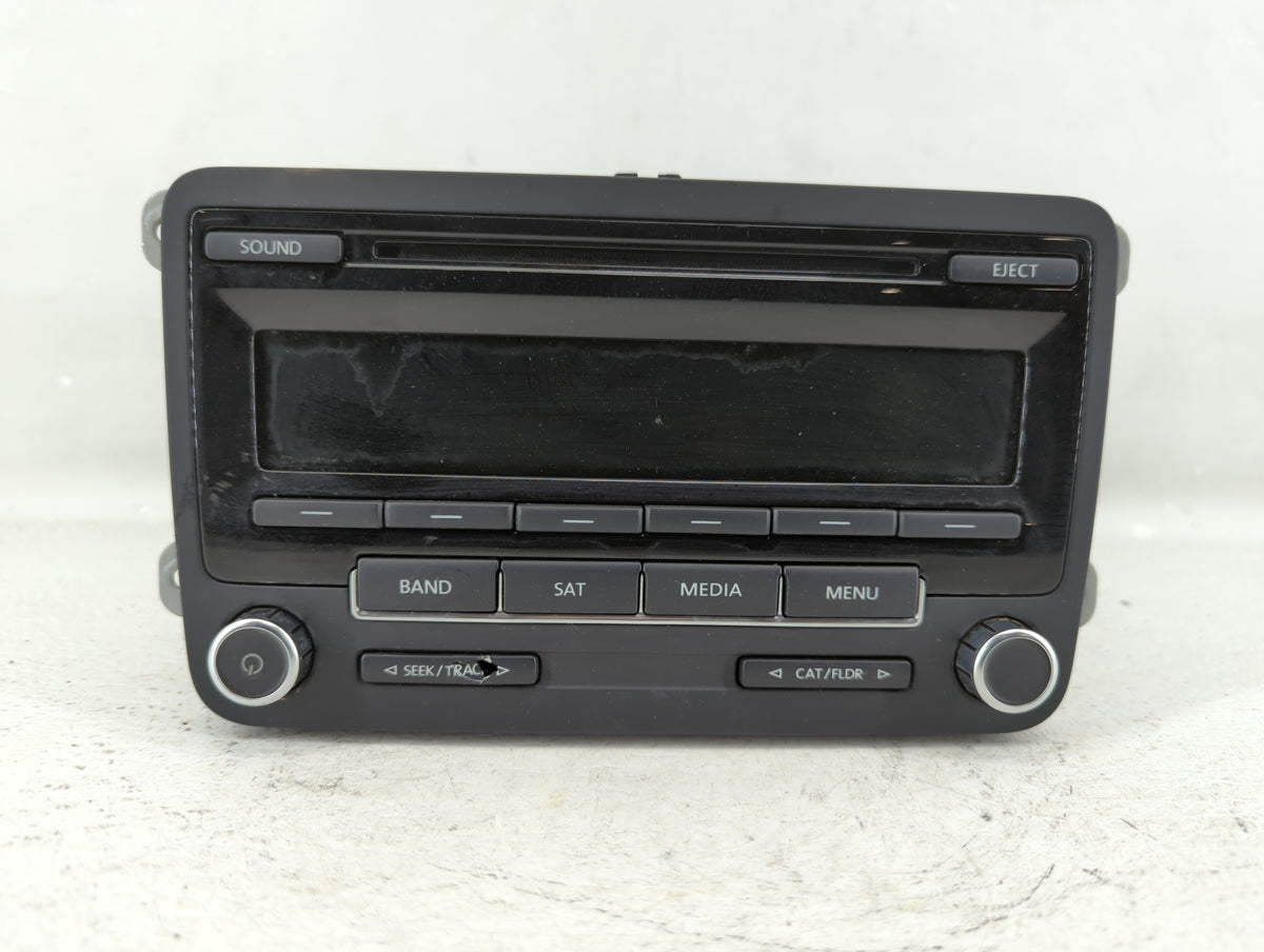 2012-2015 Volkswagen Passat Am Fm Cd Player Radio Receiver 554669 - Oemusedautoparts1.com