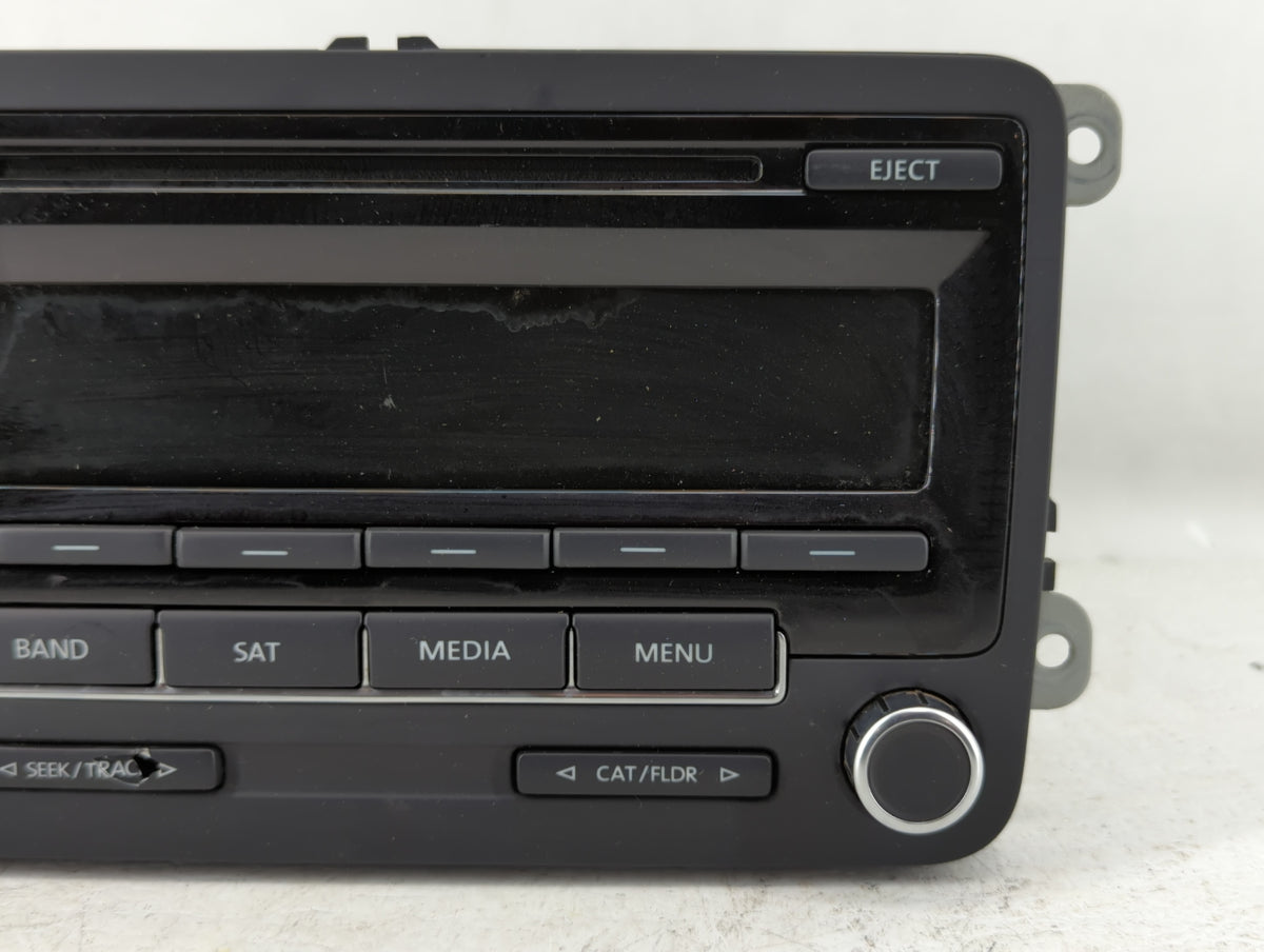 2012-2015 Volkswagen Passat Am Fm Cd Player Radio Receiver 554669 - Oemusedautoparts1.com