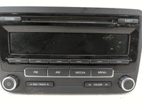 2012-2015 Volkswagen Passat Am Fm Cd Player Radio Receiver - Oemusedautoparts1.com