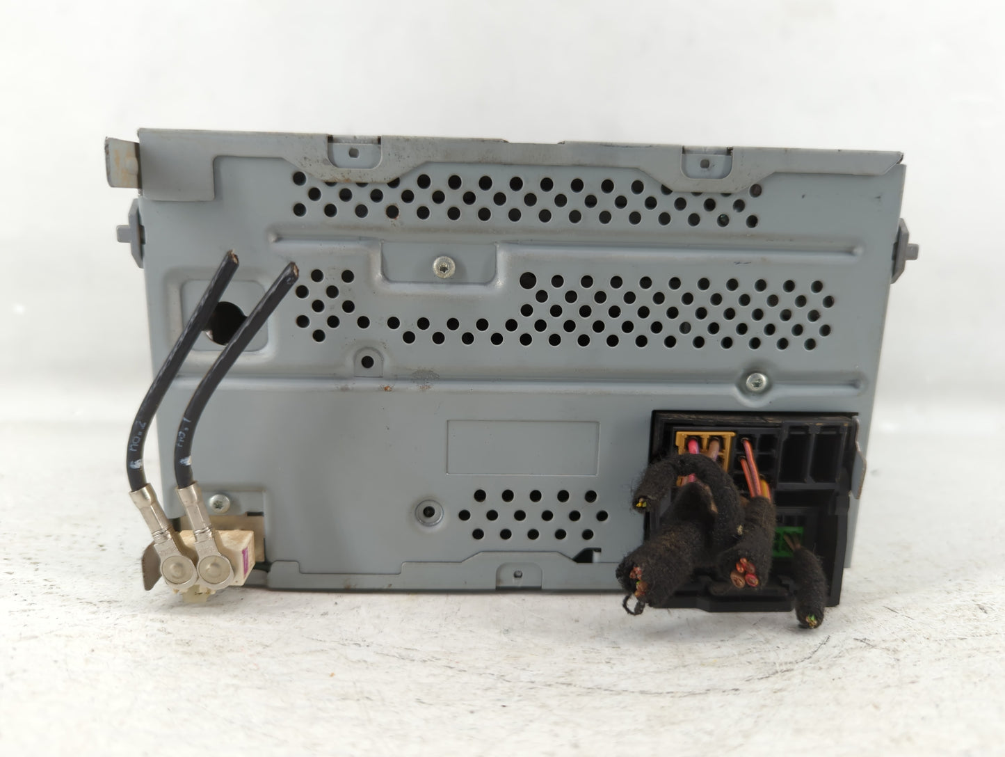 2012-2015 Volkswagen Passat Am Fm Cd Player Radio Receiver - Oemusedautoparts1.com