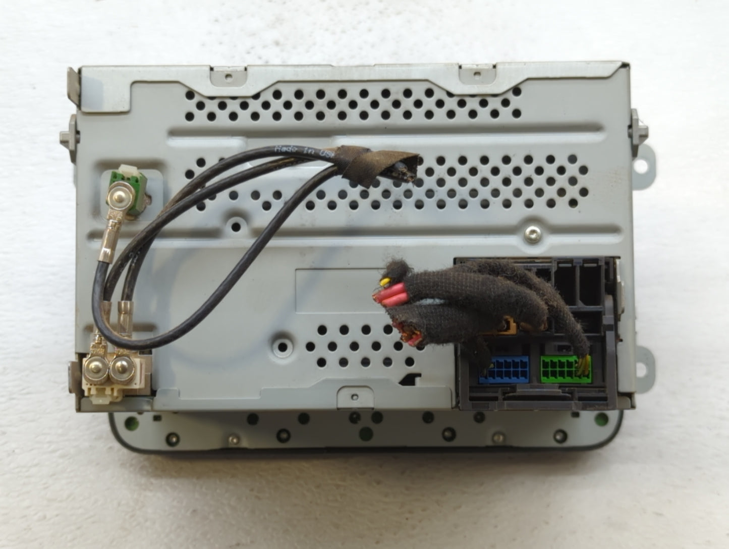 2012-2015 Volkswagen Passat Am Fm Cd Player Radio Receiver - Oemusedautoparts1.com