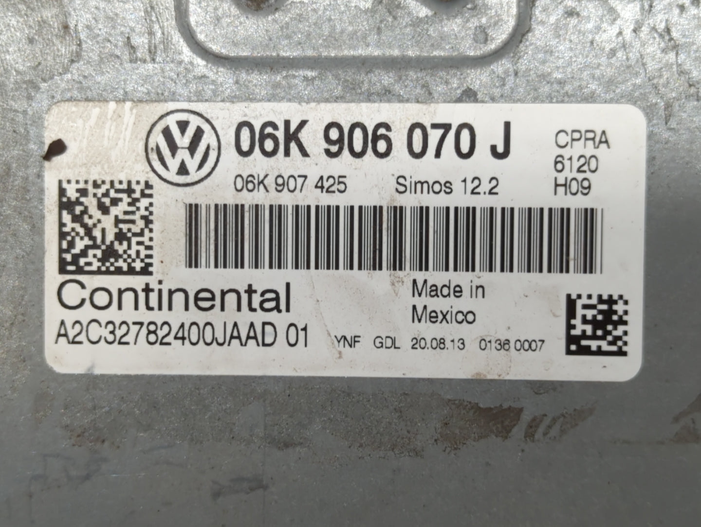 2014 Volkswagen Passat PCM Engine Control Computer ECU ECM PCU OEM P/N:06K 907 425 C 06K 907 425, 06K 906 070 J Fits OEM Use