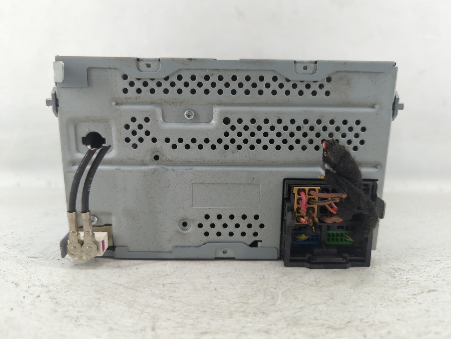 2012-2015 Volkswagen Passat Am Fm Cd Player Radio Receiver - Oemusedautoparts1.com