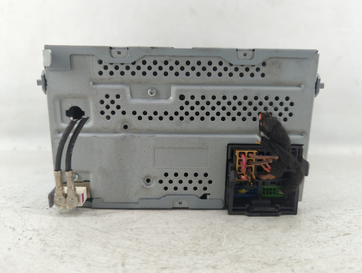 2012-2015 Volkswagen Passat Am Fm Cd Player Radio Receiver 572997 - Oemusedautoparts1.com