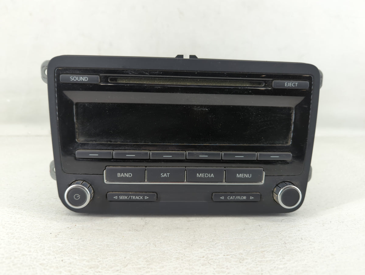 2013-2015 Volkswagen Passat Am Fm Cd Player Radio Receiver 582117 - Oemusedautoparts1.com