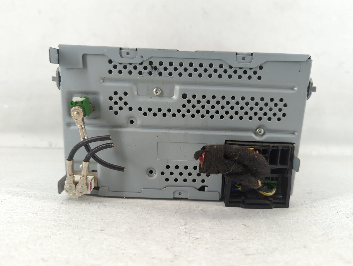 2013-2015 Volkswagen Passat Am Fm Cd Player Radio Receiver 582117 - Oemusedautoparts1.com