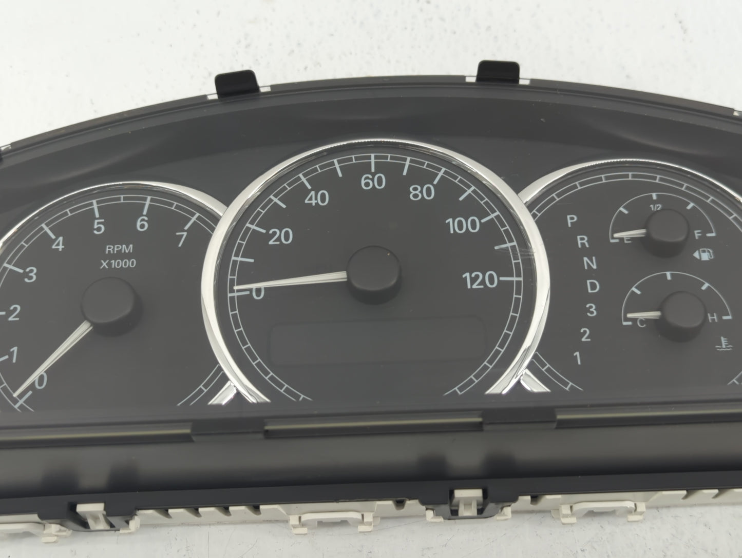 2013-2014 Volkswagen Passat Instrument Cluster Speedometer Gauges P/N:561920 960D Fits Fits 2013 2014 OEM Used Auto Parts - 