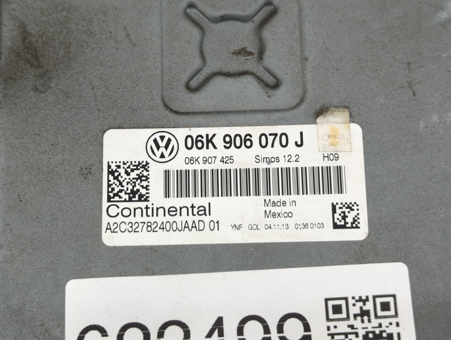 2014 Volkswagen Passat PCM Engine Control Computer ECU ECM PCU OEM P/N:06K 907 425 C 06K 907 425, 06K 906 070 J Fits OEM Use