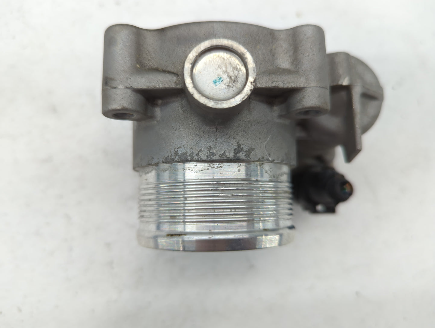 2014-2017 Volkswagen Passat Throttle Body P/N:0 280 750 588 Fits Fits 2014 2015 2016 2017 OEM Used Auto Parts - Oemusedautop