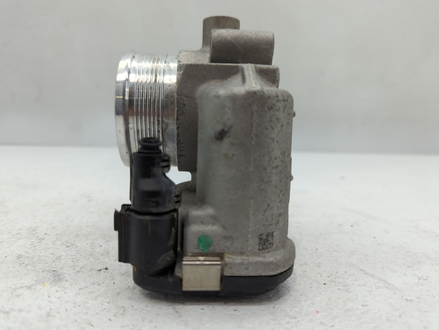 2014-2017 Volkswagen Passat Throttle Body P/N:0 280 750 588 Fits Fits 2014 2015 2016 2017 OEM Used Auto Parts - Oemusedautop