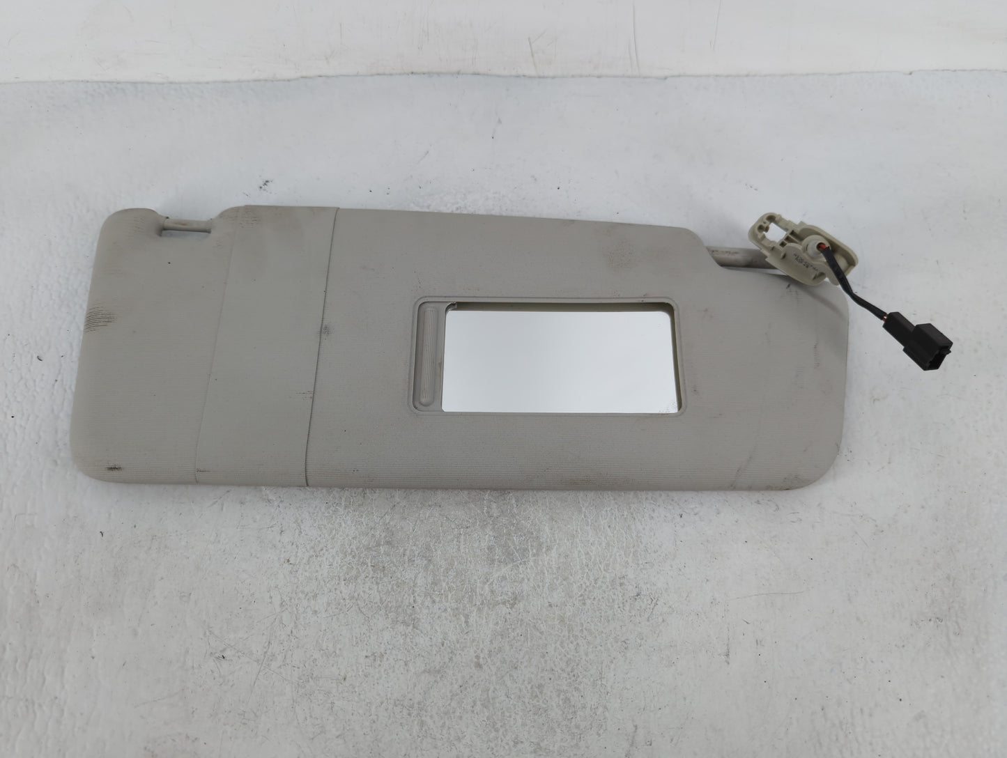 2012-2020 Volkswagen Passat Sun Visor Shade Replacement Passenger Right Mirror Fits OEM Used Auto Parts - Oemusedautoparts1.