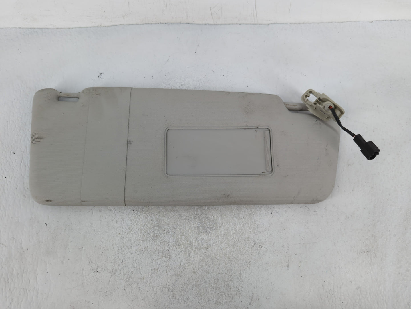 2012-2020 Volkswagen Passat Sun Visor Shade Replacement Passenger Right Mirror Fits OEM Used Auto Parts - Oemusedautoparts1.