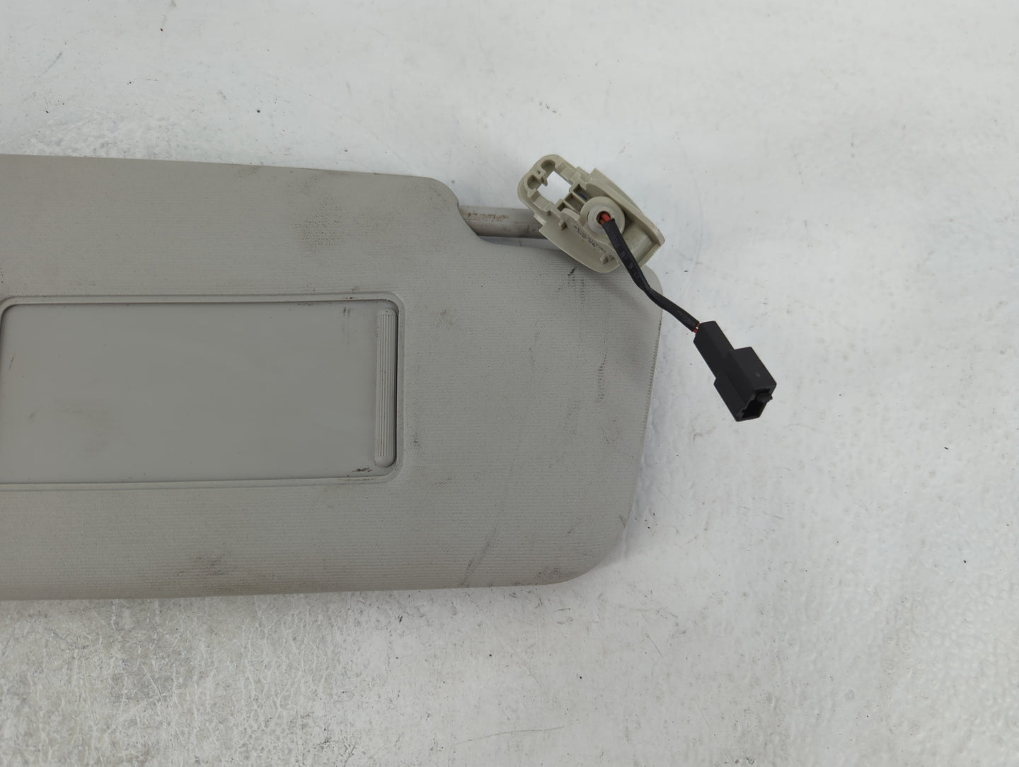 2012-2020 Volkswagen Passat Sun Visor Shade Replacement Passenger Right Mirror Fits OEM Used Auto Parts - Oemusedautoparts1.