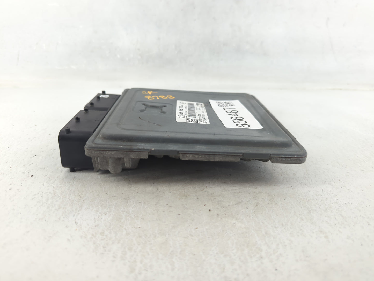 2014 Volkswagen Passat PCM Engine Control Computer ECU ECM PCU OEM P/N:06K 907 425 C 06K 907 425, 06K 906 070 J Fits OEM Use