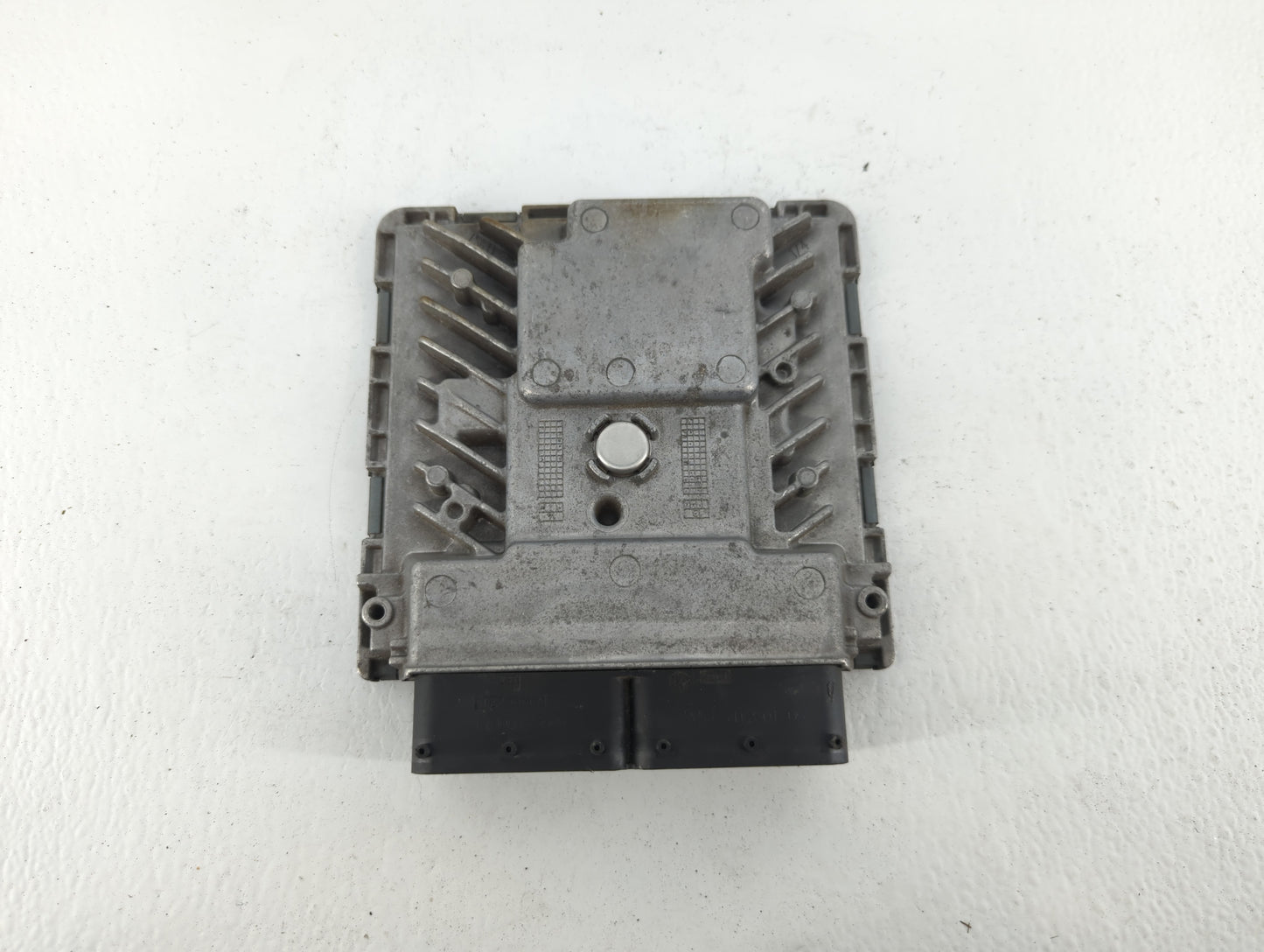 2014 Volkswagen Passat PCM Engine Control Computer ECU ECM PCU OEM P/N:06K 906 070 H Fits Fits 2015 OEM Used Auto Parts - Oe