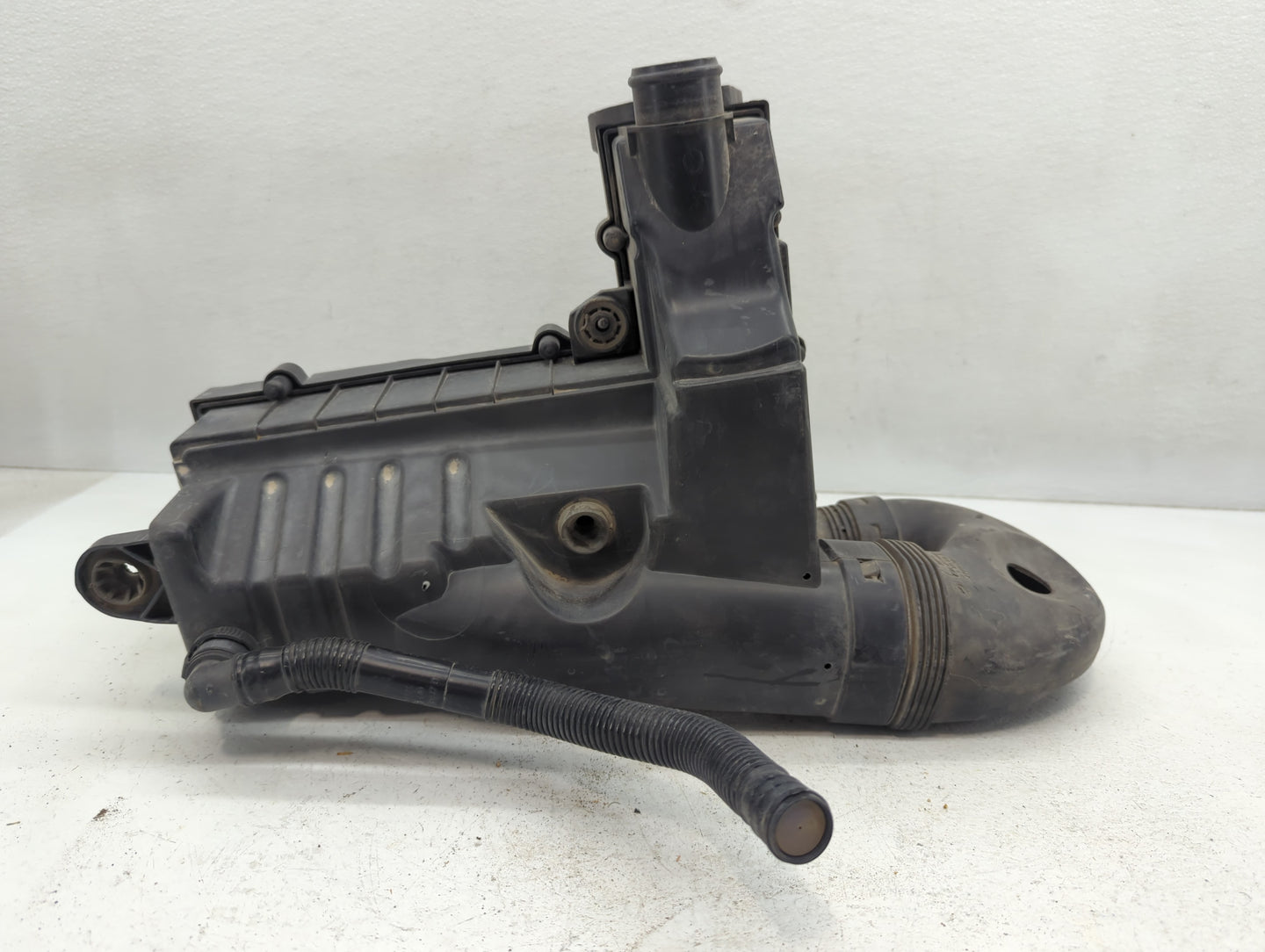2012-2014 Volkswagen Passat Air Cleaner Intake-duct Hose Tube - Oemusedautoparts1.com