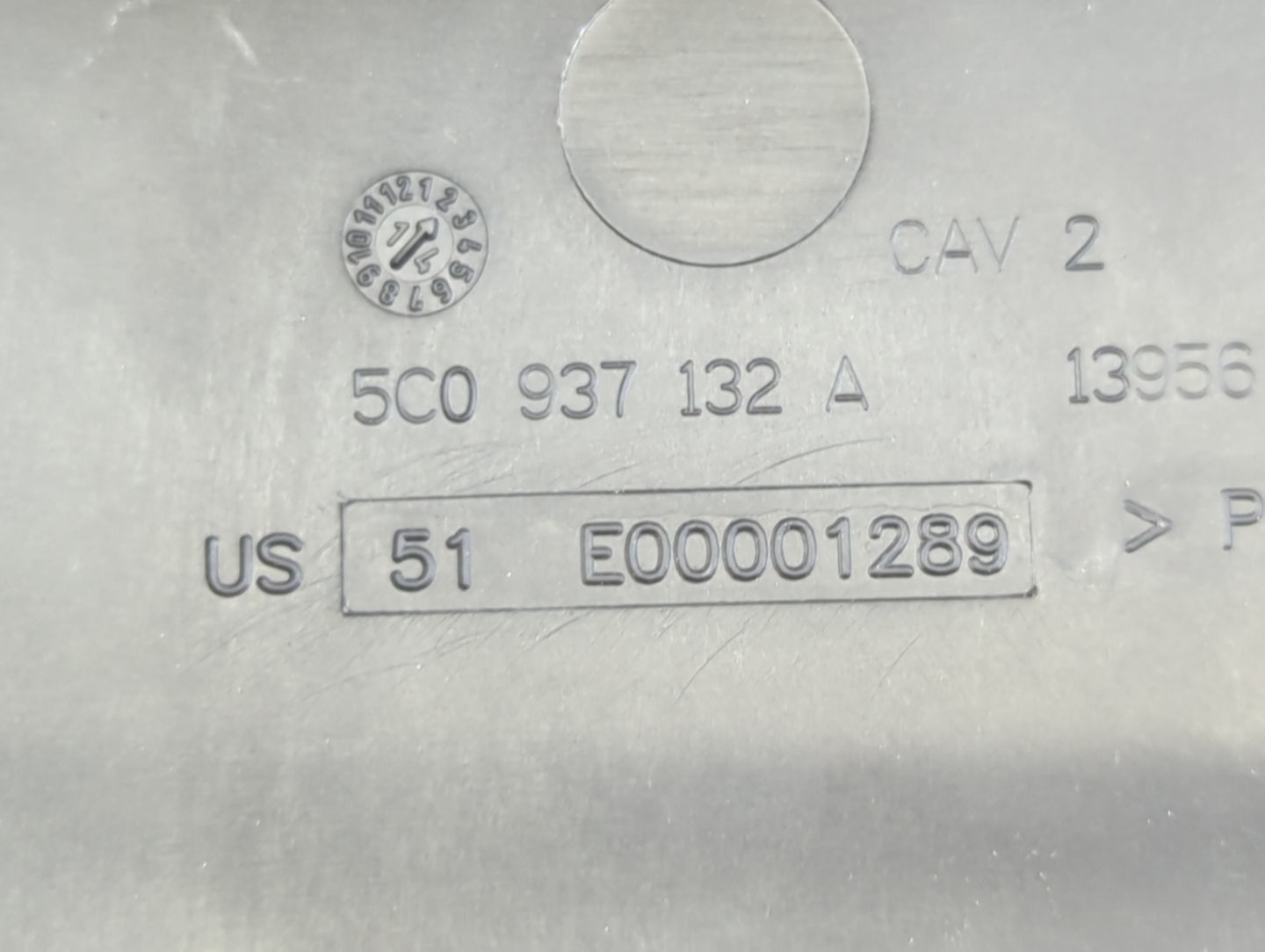 2012-2020 Volkswagen Passat Fusebox Fuse Box Panel Relay Module P/N:51 E00001289 5C0 937 132 A Fits OEM Used Auto Parts - Oe
