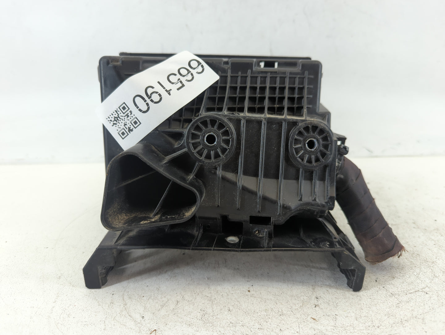 2012-2020 Volkswagen Passat Fusebox Fuse Box Panel Relay Module P/N:51 E00001289 5C0 937 132 A Fits OEM Used Auto Parts - Oe