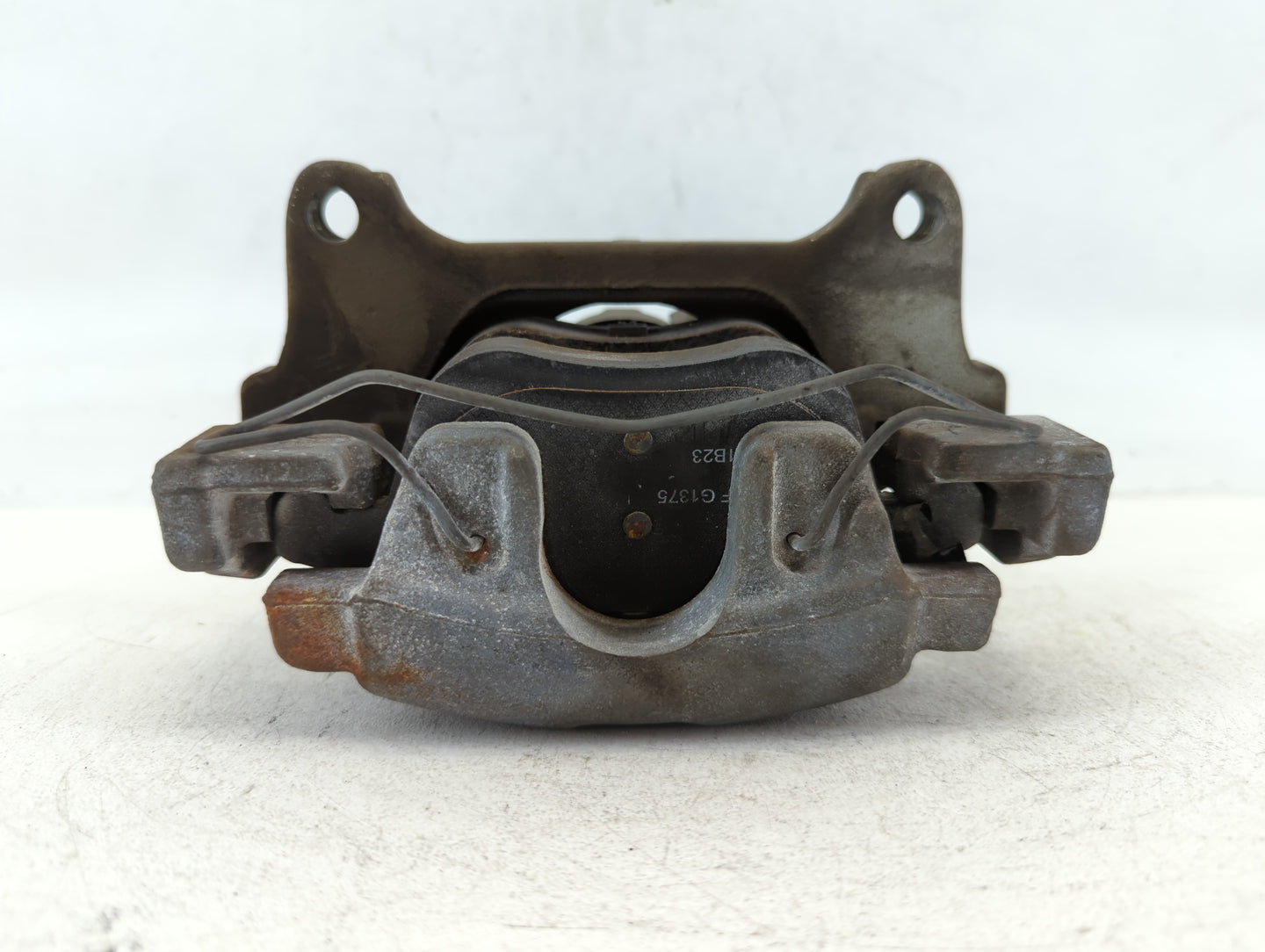 2012-2014 Volkswagen Passat Front Passenger Right Brake Caliper - Oemusedautoparts1.com