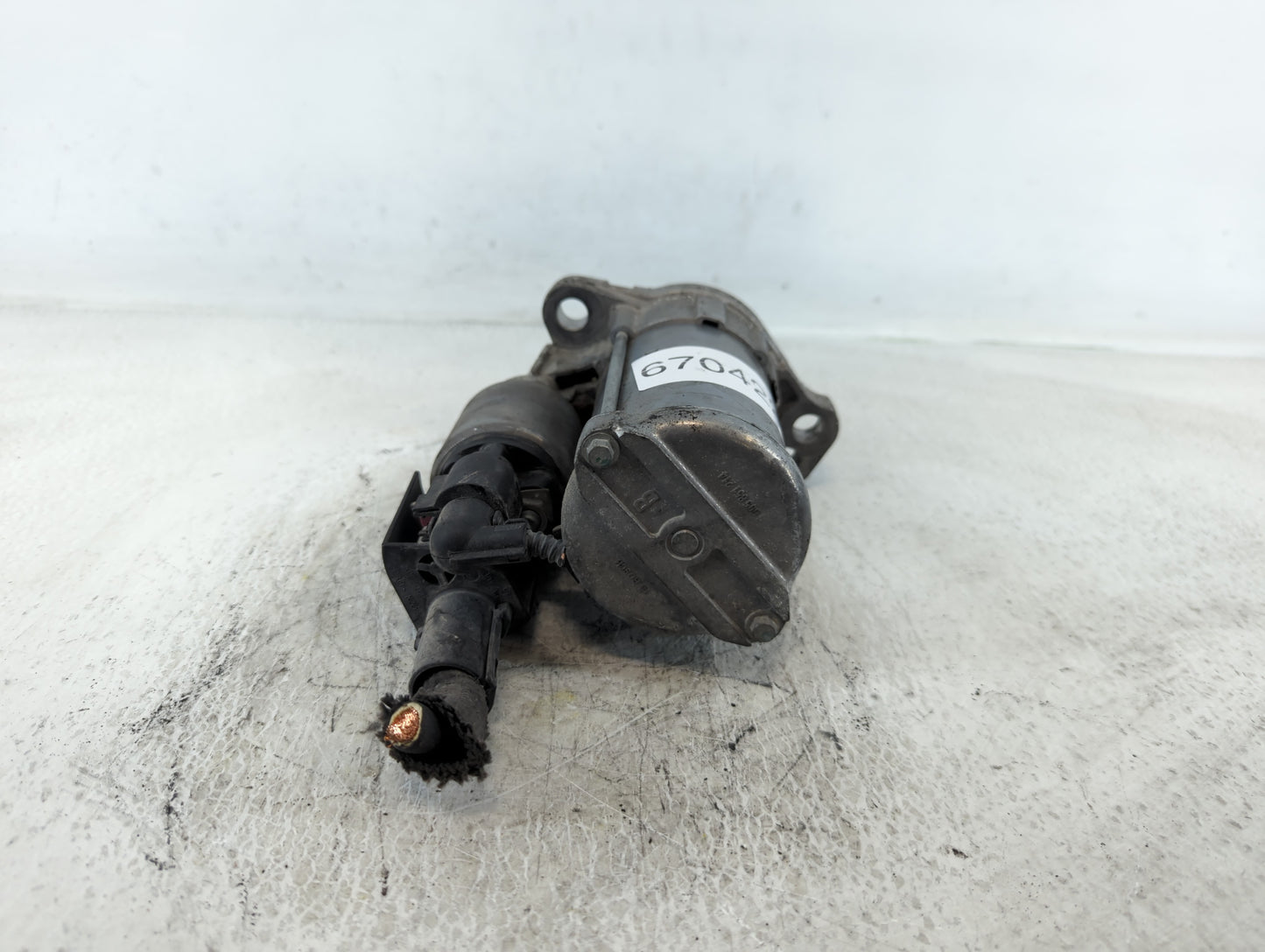 2014-2020 Volkswagen Passat Car Starter Motor Solenoid OEM P/N:10012014 0 001 177 008 Fits OEM Used Auto Parts - Oemusedauto