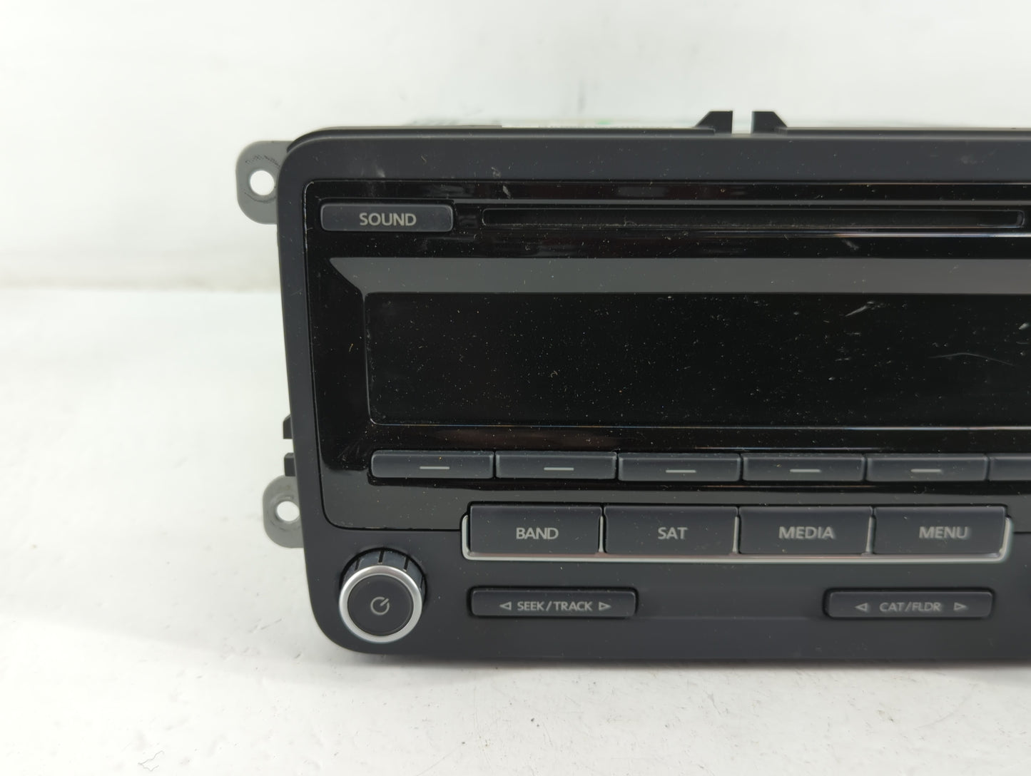 2013-2015 Volkswagen Passat Am Fm Cd Player Radio Receiver - Oemusedautoparts1.com