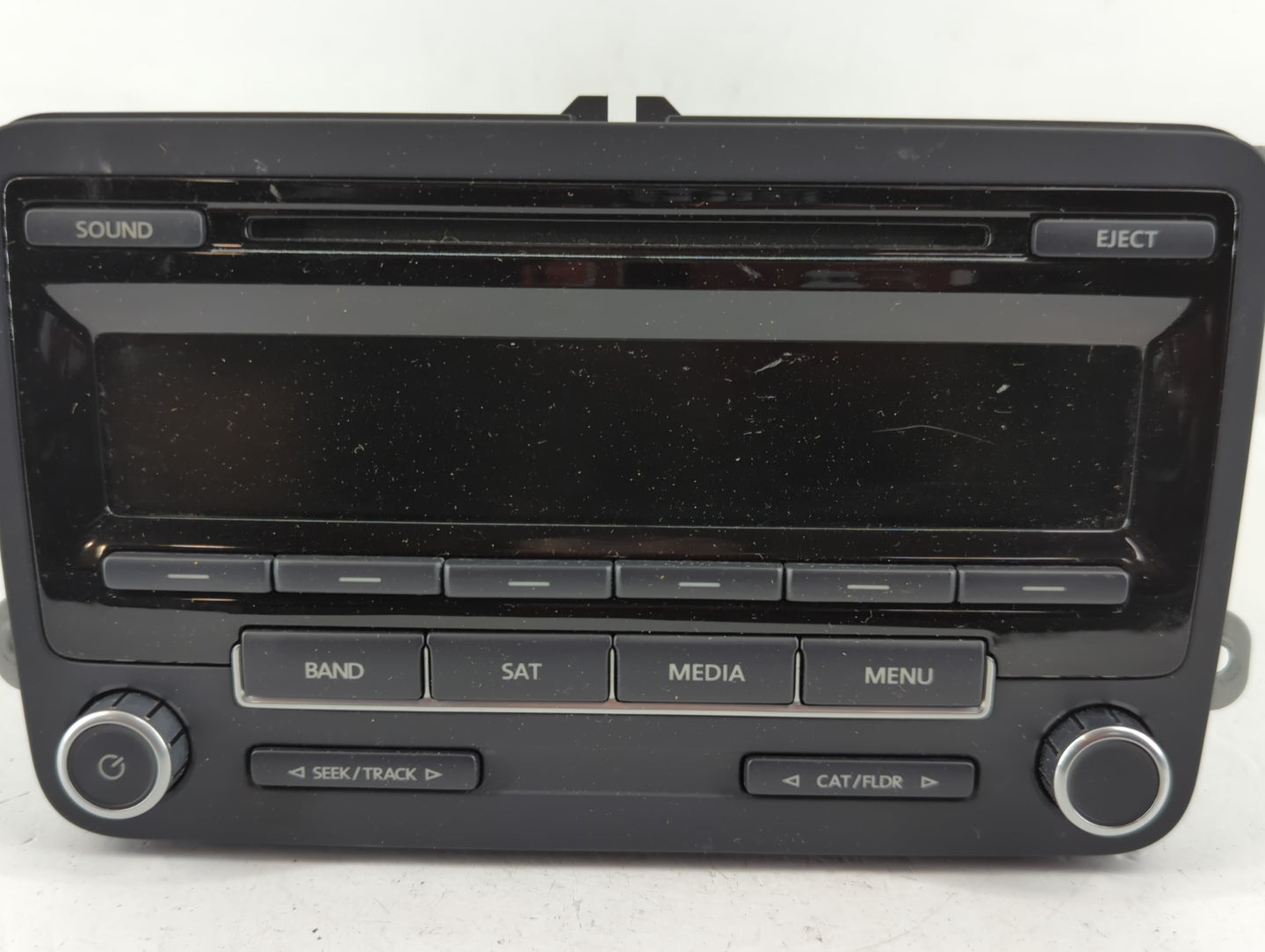 2013-2015 Volkswagen Passat Am Fm Cd Player Radio Receiver - Oemusedautoparts1.com
