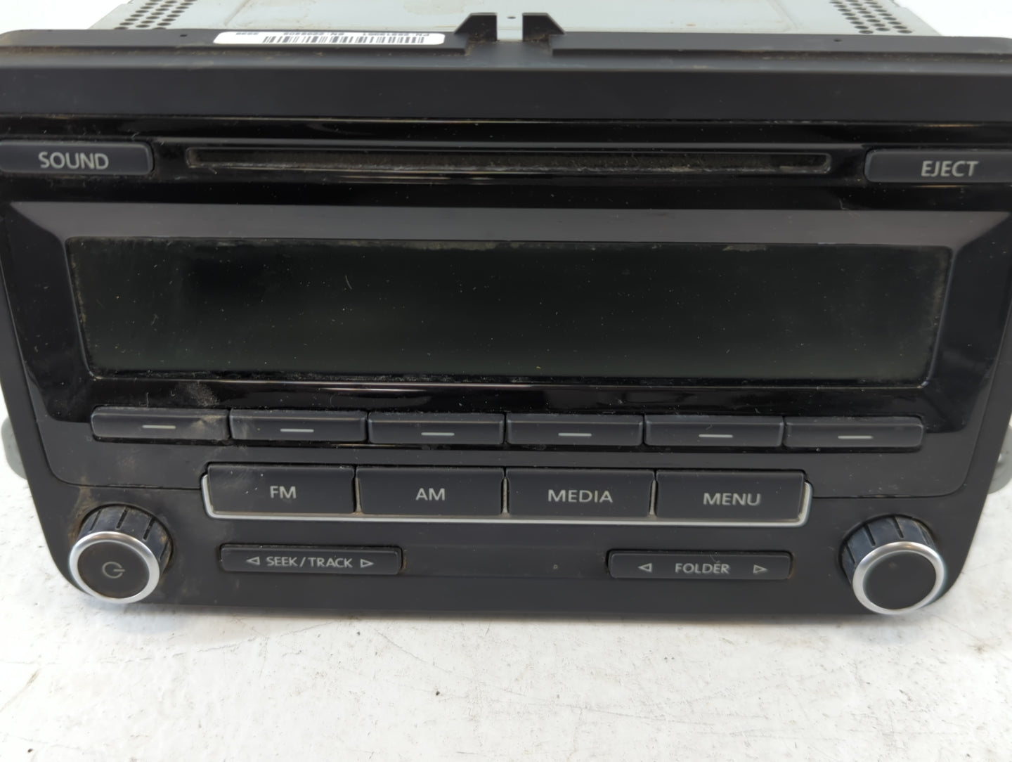 2012-2015 Volkswagen Passat Am Fm Cd Player Radio Receiver - Oemusedautoparts1.com