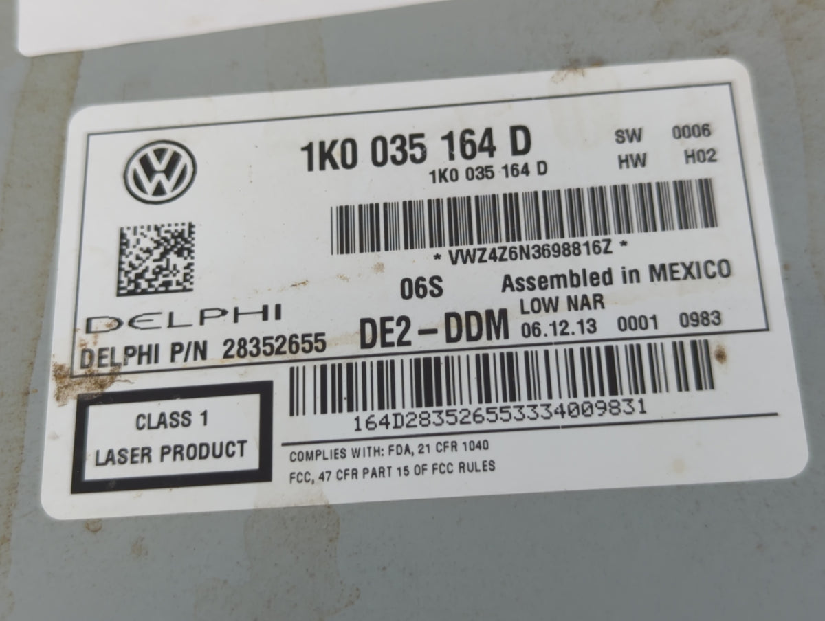 2012-2015 Volkswagen Passat Am Fm Cd Player Radio Receiver 702586 - Oemusedautoparts1.com