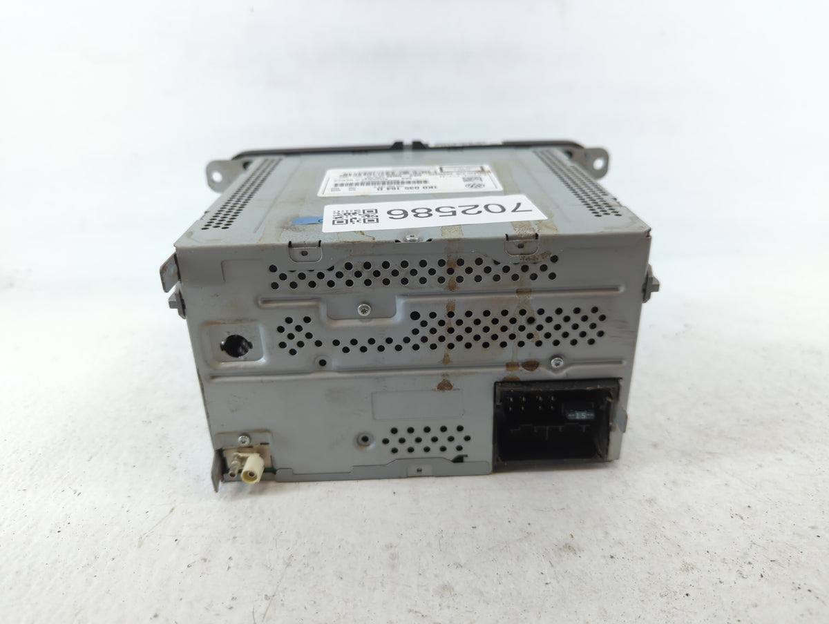 2012-2015 Volkswagen Passat Am Fm Cd Player Radio Receiver 702586 - Oemusedautoparts1.com