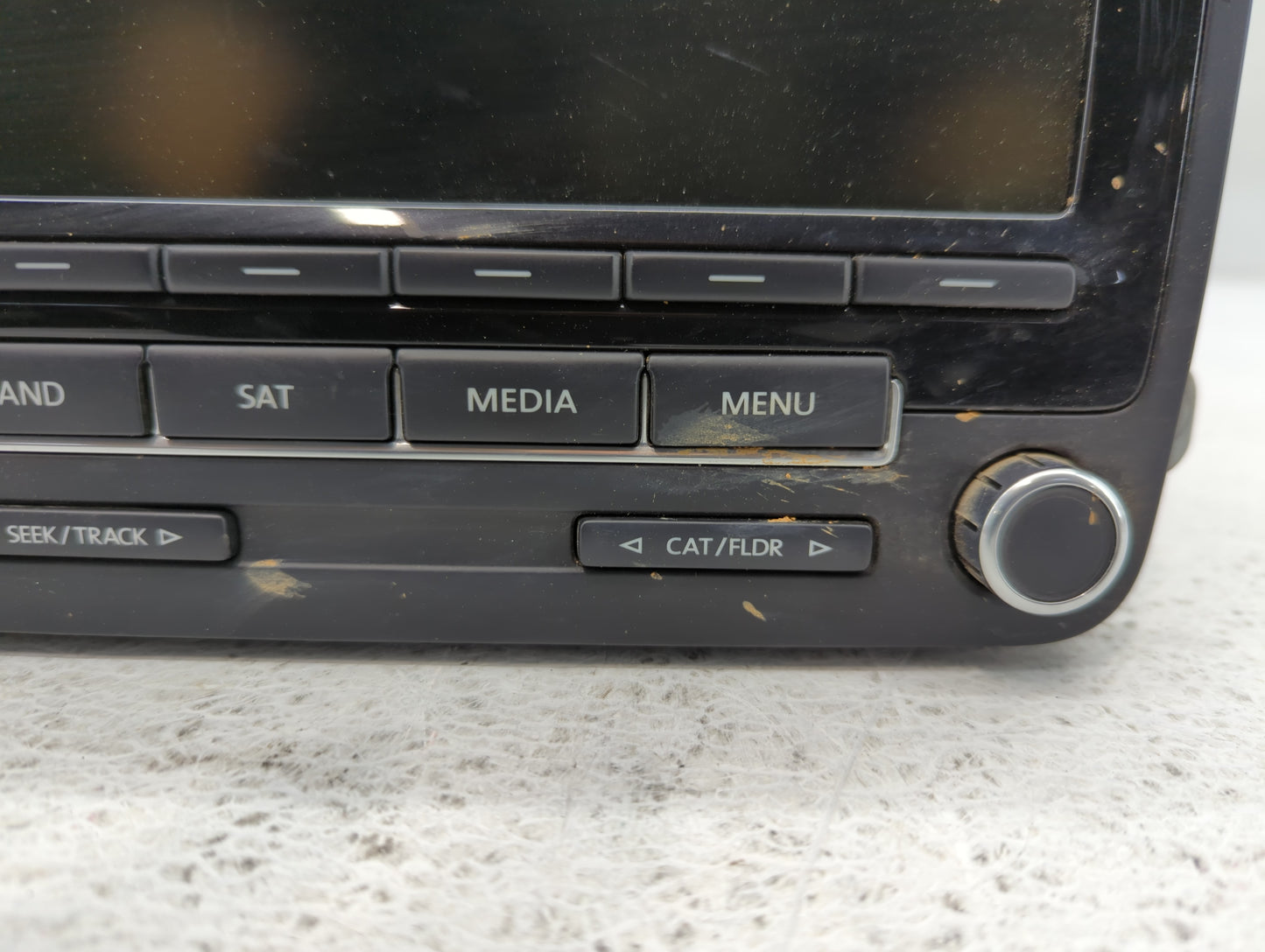 2013-2015 Volkswagen Passat Am Fm Cd Player Radio Receiver - Oemusedautoparts1.com