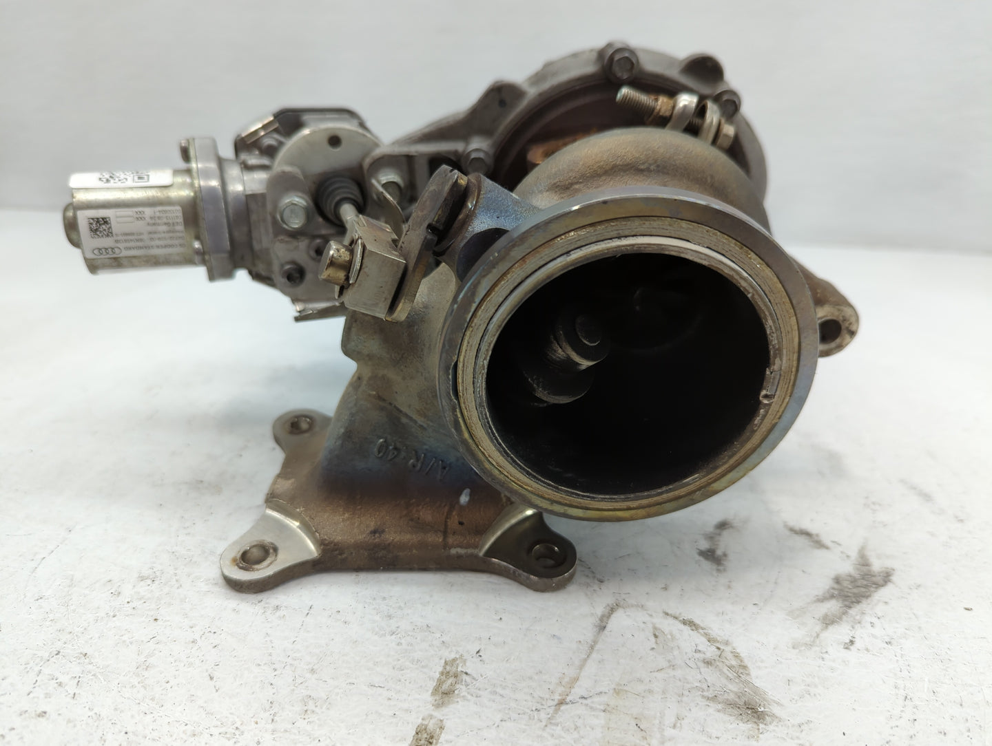 2014 Volkswagen Passat Turbocharger Exhaust Manifold With Turbo Charger - Oemusedautoparts1.com