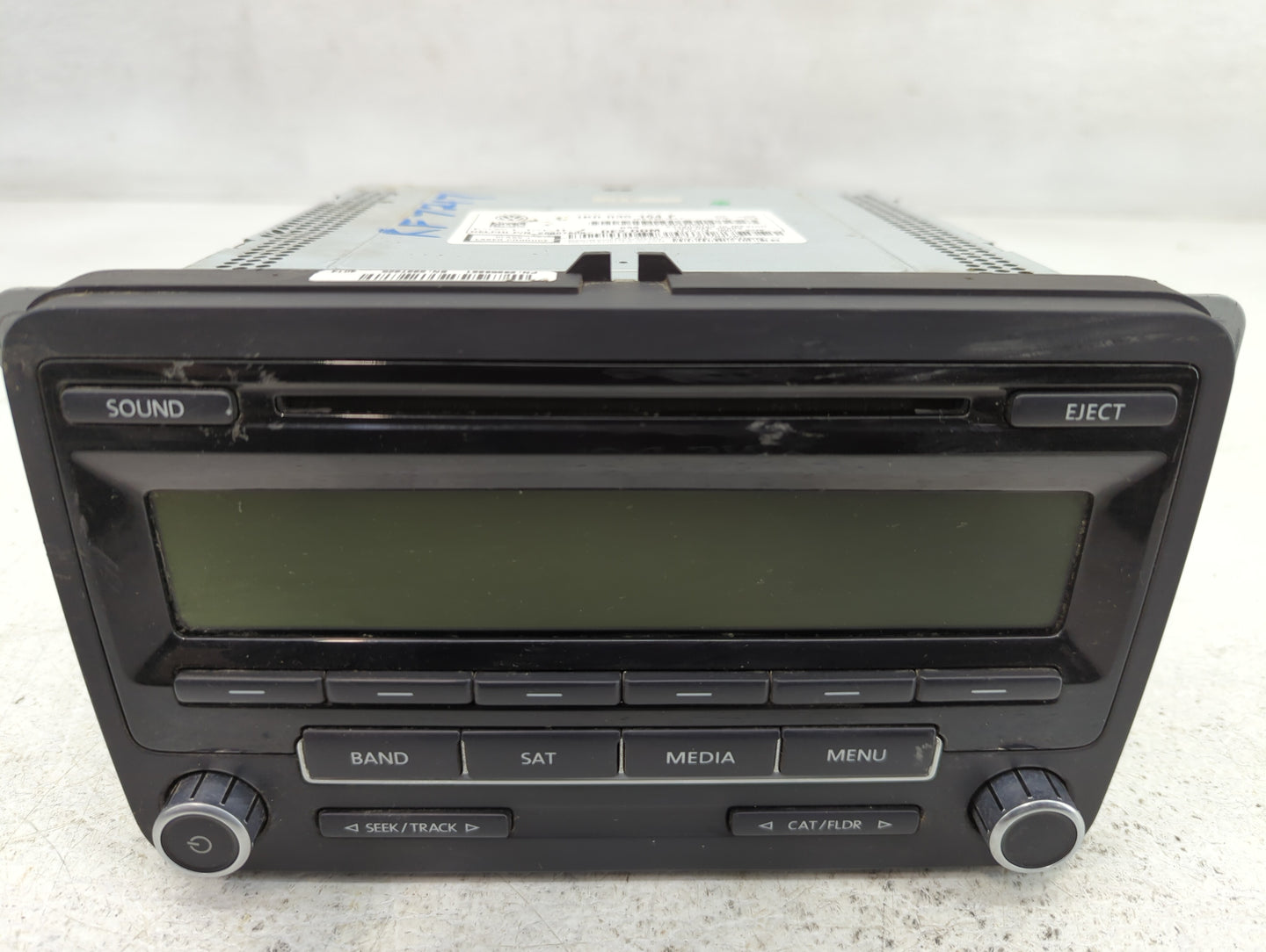 2012-2015 Volkswagen Passat Radio AM FM Cd Player Receiver Replacement P/N:1K0 035 164 F Fits Fits 2011 2012 2013 2014 2015 
