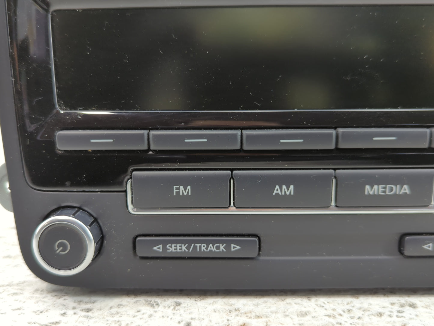 2012-2015 Volkswagen Passat Radio AM FM Cd Player Receiver Replacement P/N:1K0 035 164 D Fits Fits 2011 2012 2013 2014 2015 
