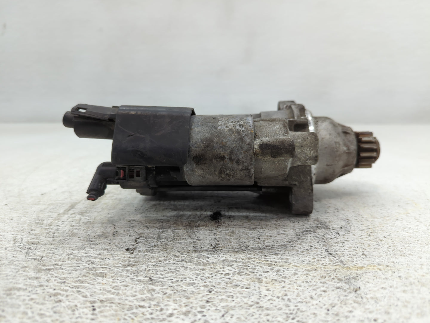 2012-2015 Volkswagen Passat Car Starter Motor Solenoid OEM P/N:02M 911 024 R Fits Fits 2009 2010 2011 2012 2013 2014 2015 20