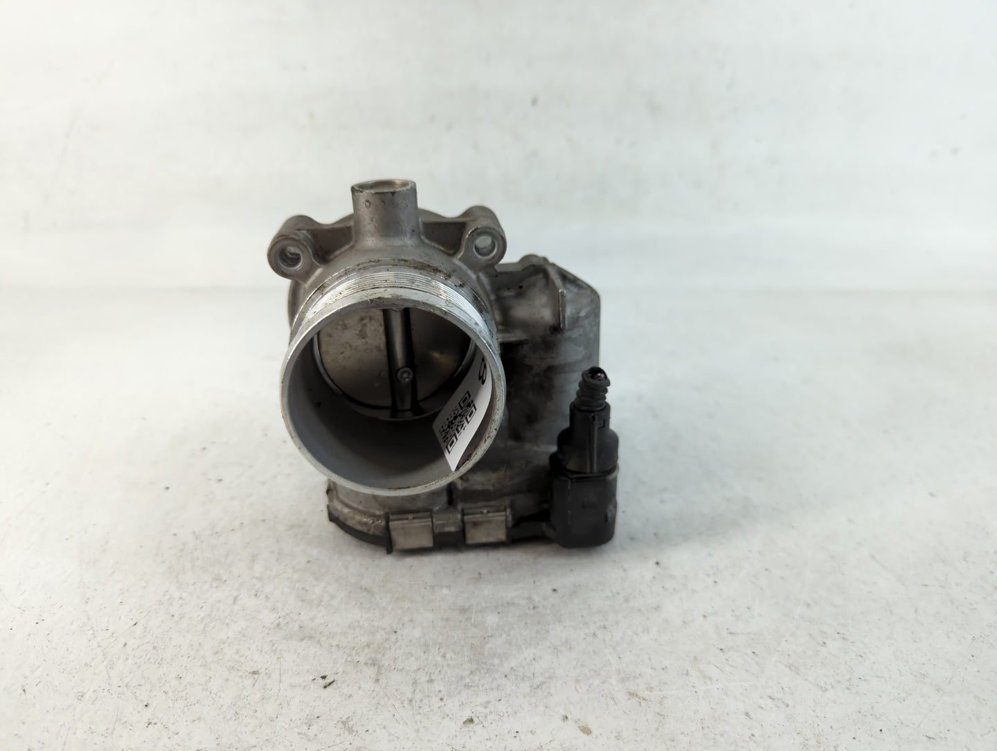 2014-2017 Volkswagen Passat Throttle Body P/N:06K 133 062 D Fits Fits 2014 2015 2016 2017 OEM Used Auto Parts - Oemusedautop