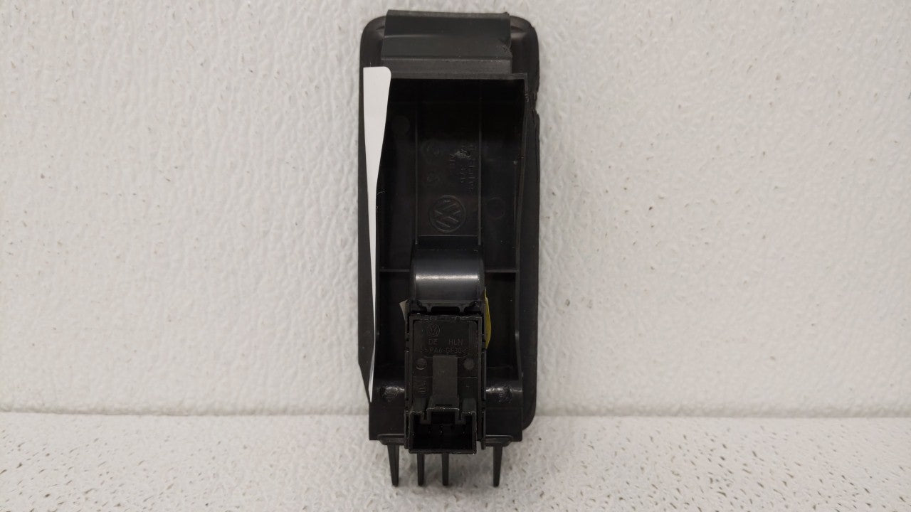2014 Volkswagen Passat Driver Left Rear Power Window Switch 561.867.376 - Oemusedautoparts1.com