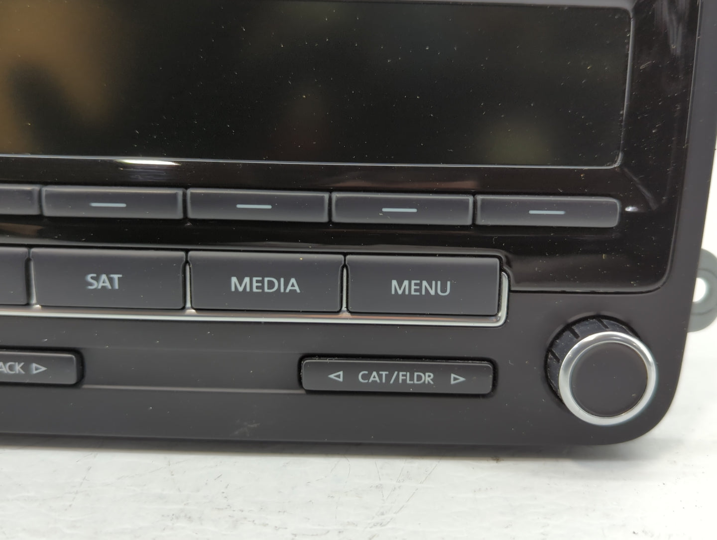 2012-2015 Volkswagen Passat Radio AM FM Cd Player Receiver Replacement P/N:1K0 035 164 F Fits Fits 2011 2012 2013 2014 2015 