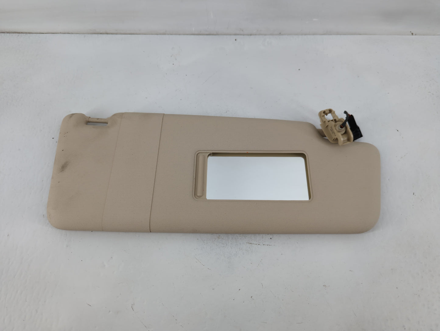 2012-2020 Volkswagen Passat Sun Visor Shade Replacement Passenger Right Mirror Fits OEM Used Auto Parts - Oemusedautoparts1.
