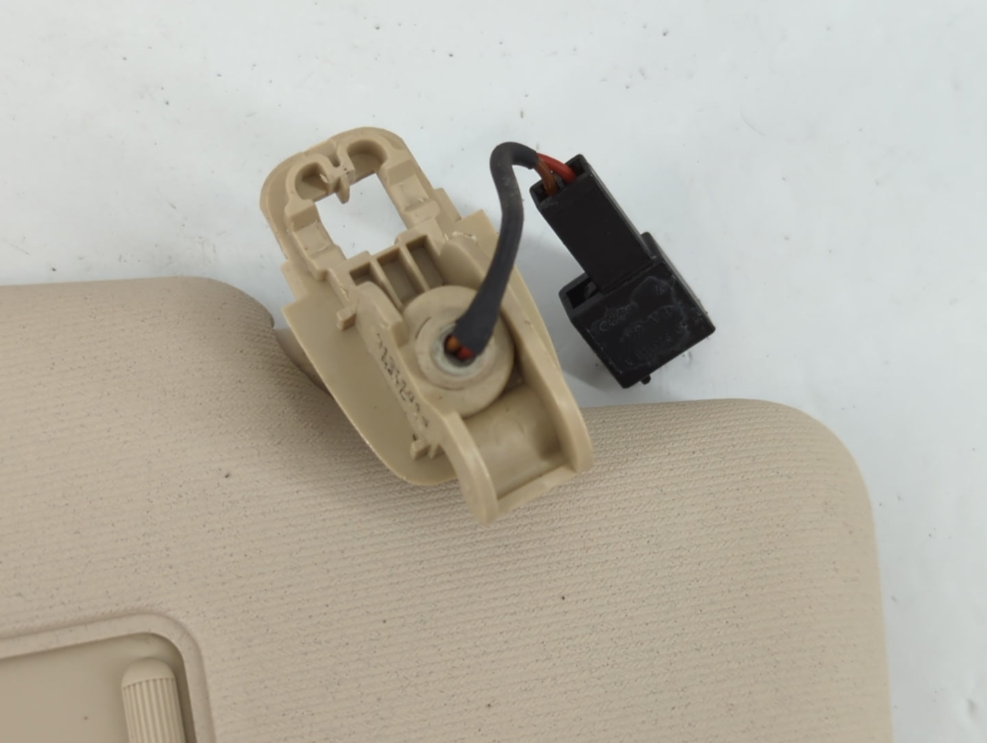 2012-2020 Volkswagen Passat Sun Visor Shade Replacement Passenger Right Mirror Fits OEM Used Auto Parts - Oemusedautoparts1.