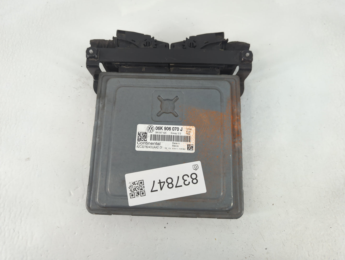 2014 Volkswagen Passat PCM Engine Control Computer ECU ECM PCU OEM P/N:06K 906 070 J Fits OEM Used Auto Parts - Oemusedautop