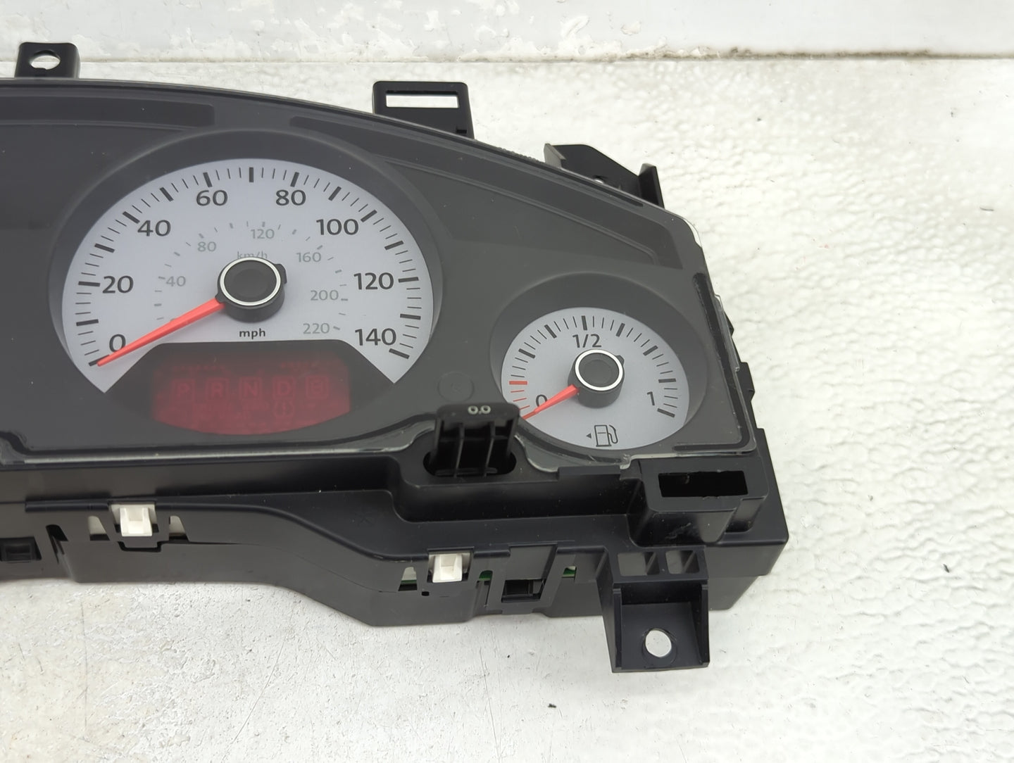 2012-2014 Volkswagen Routan Instrument Cluster Speedometer Gauges P/N:P05091589AA TGPQI171366199 Miles: Fits Fits 2012 2013 