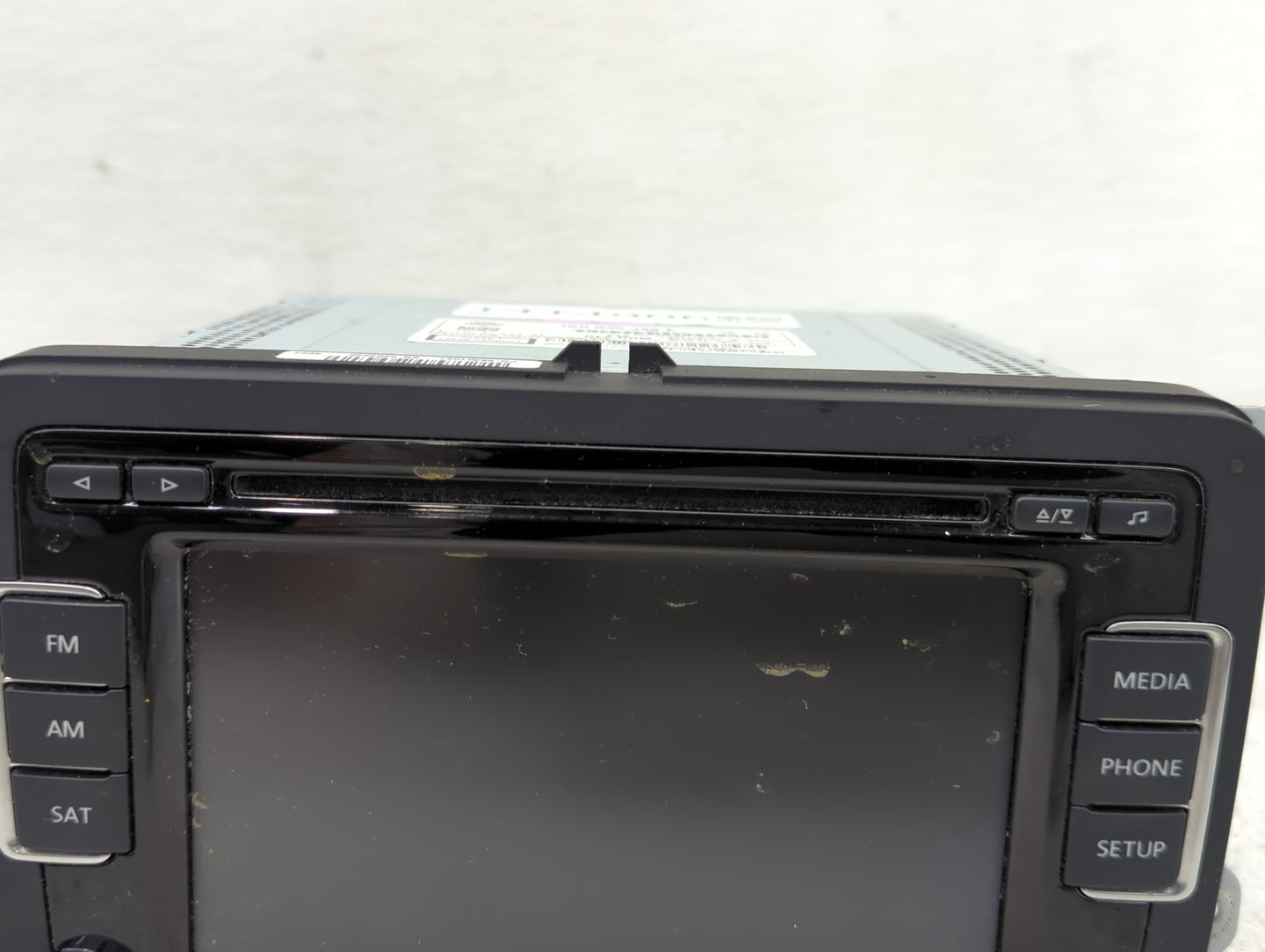2009-2017 Volkswagen Tiguan Radio AM FM Cd Player Receiver Replacement P/N:1k0035188F Fits OEM Used Auto Parts - Oemusedauto