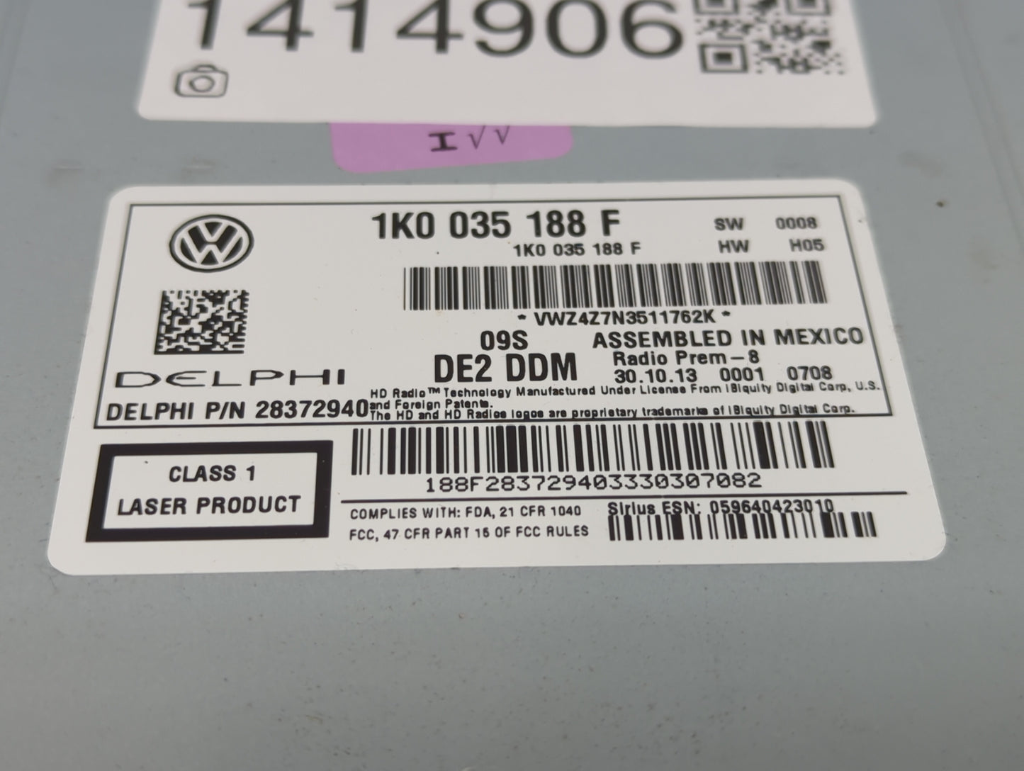 2009-2017 Volkswagen Tiguan Radio AM FM Cd Player Receiver Replacement P/N:1k0035188F Fits OEM Used Auto Parts - Oemusedauto